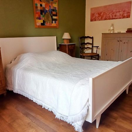 Chez Cecile Et Jean-No Bed and Breakfast Gan Eksteriør billede